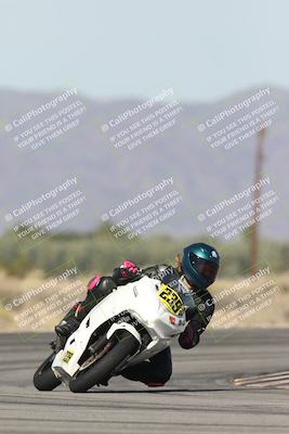 media/Nov-30-2025-TrackXperience (Sun) [[c0061d280f]]/1-Level 3/Session 3 (Turn 16)/